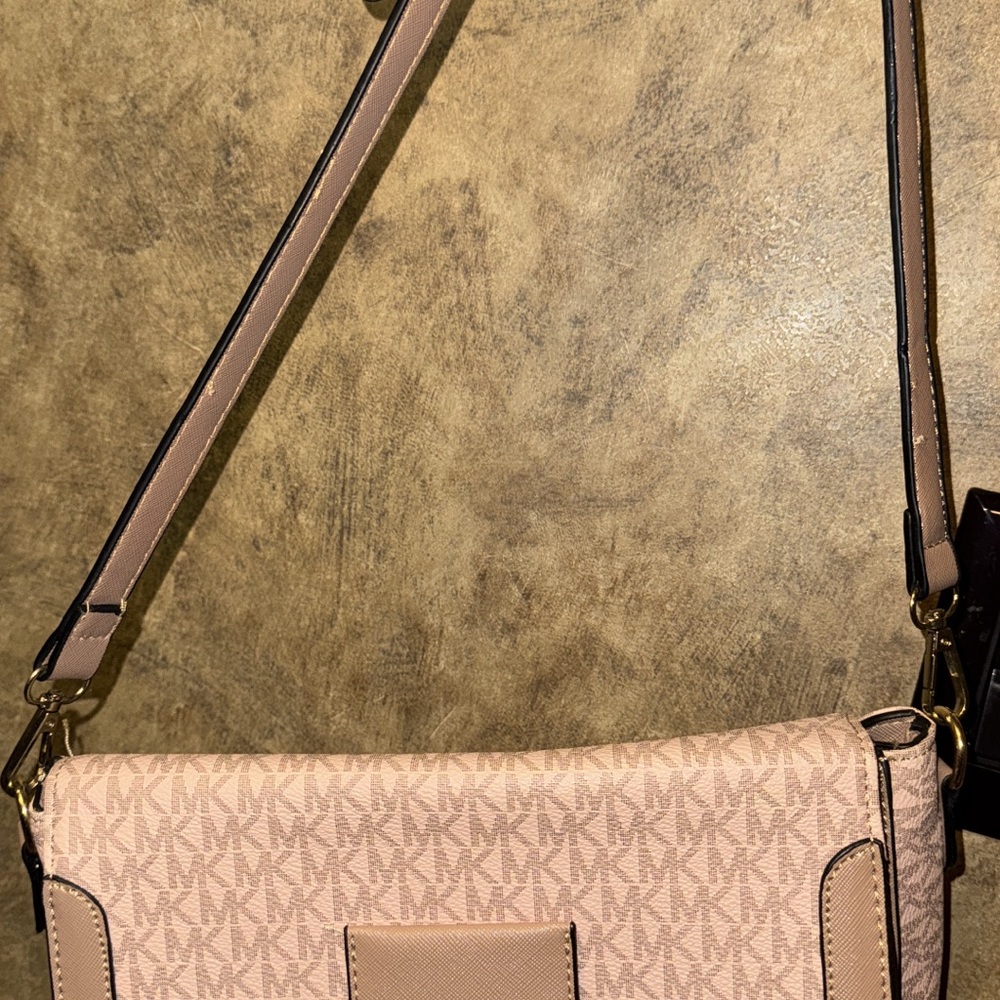 NOT REAL Michael Kors Pink Monogram Crossbody Bag
